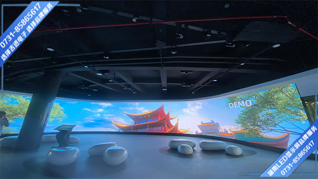 岳陽(yáng)岳陽(yáng)樓區(qū)某餐飲企業(yè)接待大廳LED顯示屏.jpg 岳陽(yáng)岳陽(yáng)樓區(qū)某餐飲企業(yè)接待大廳LED顯示屏.jpg